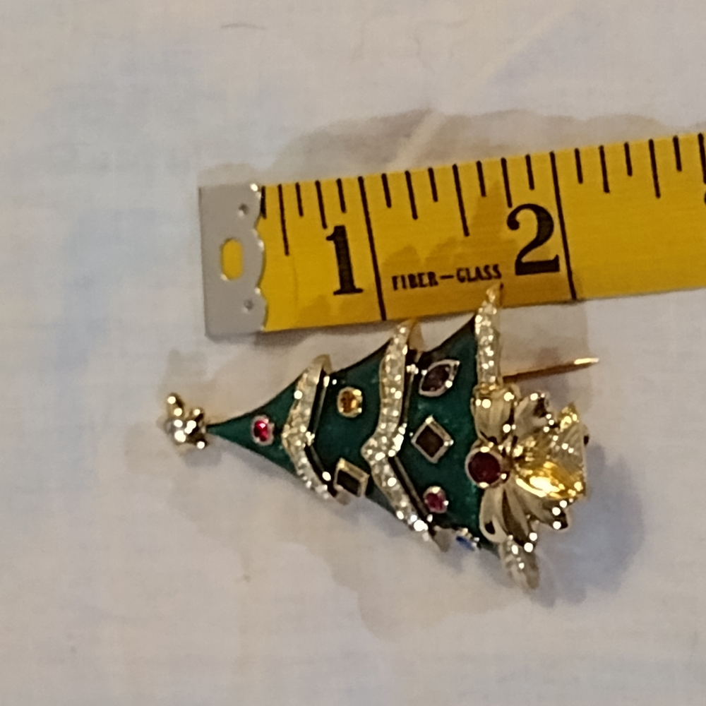 The Franklin Mint Green and Gold Christmas Tree Brooch - Picture 3 of 6